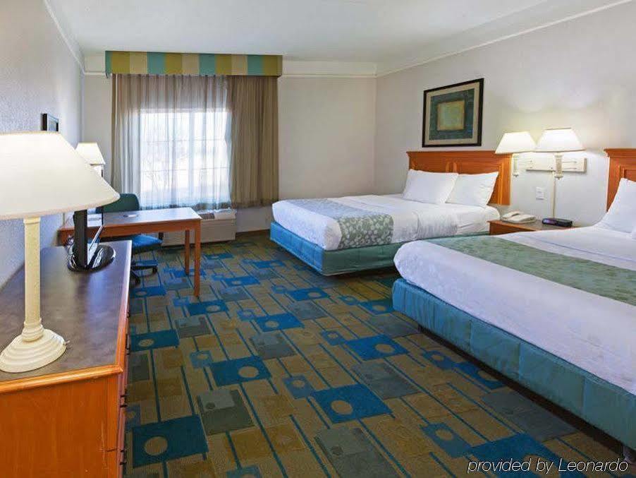 La Quinta By Wyndham Oklahoma City - Nw Expwy Exterior photo